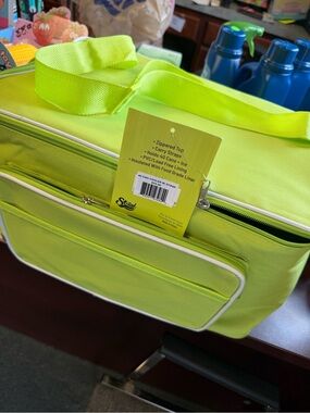 Insulated Cooler Tote 40 can purchaser can choose from green or orange